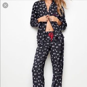 VS Penguin Flannel Pajama Set Size S